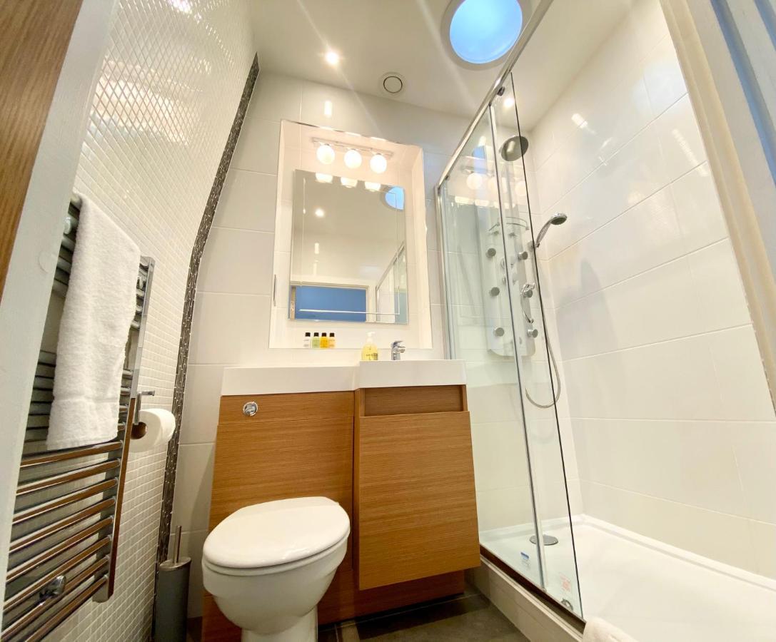 Urban Living'S ~ King Edward Luxury Apartments In The Heart Of Виндзор Экстерьер фото
