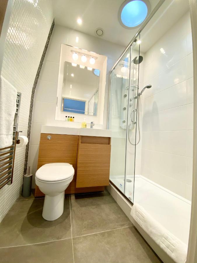 Urban Living'S ~ King Edward Luxury Apartments In The Heart Of Виндзор Экстерьер фото