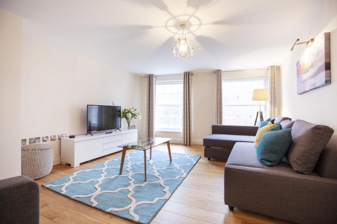 Urban Living'S ~ King Edward Luxury Apartments In The Heart Of Виндзор Экстерьер фото
